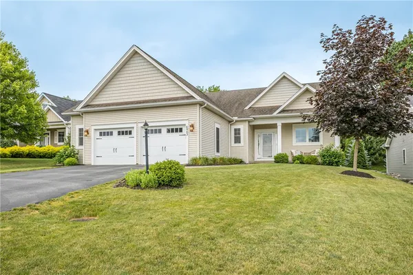 $489,900 | 6963 Silverton Glenn, Victor, NY 14564