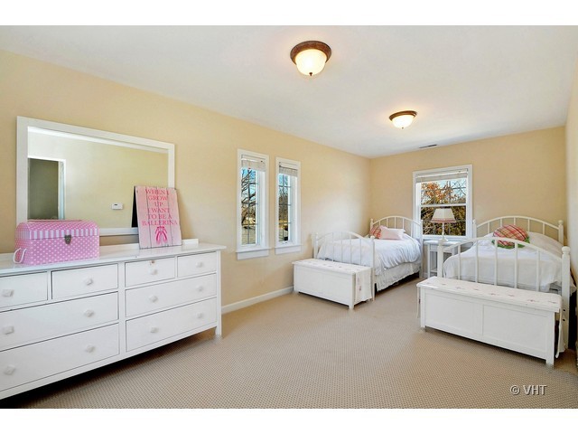 1103 Raleigh Road Glenview, IL 60025 - Photo 12 of 19