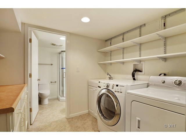 1103 Raleigh Road Glenview, IL 60025 - Photo 14 of 19