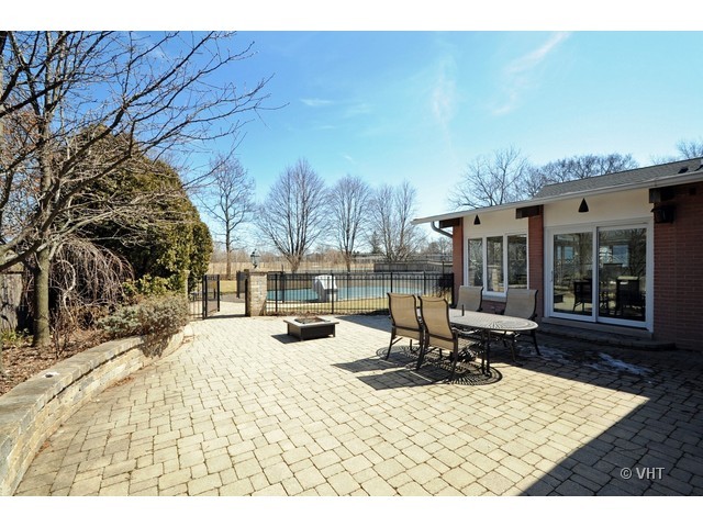 1103 Raleigh Road Glenview, IL 60025 - Photo 15 of 19