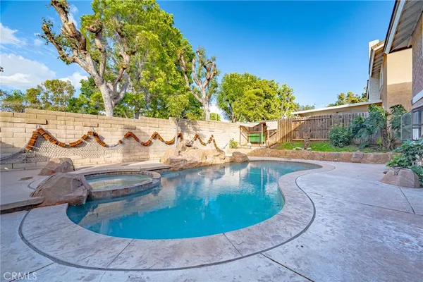 $1,190,000 | 731 Langer Drive, Placentia, CA 92870