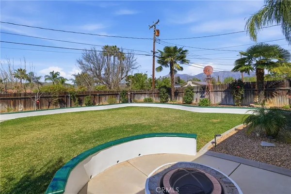 $549,900 | 33820 Plum Tree Lane, Yucaipa, CA 92399