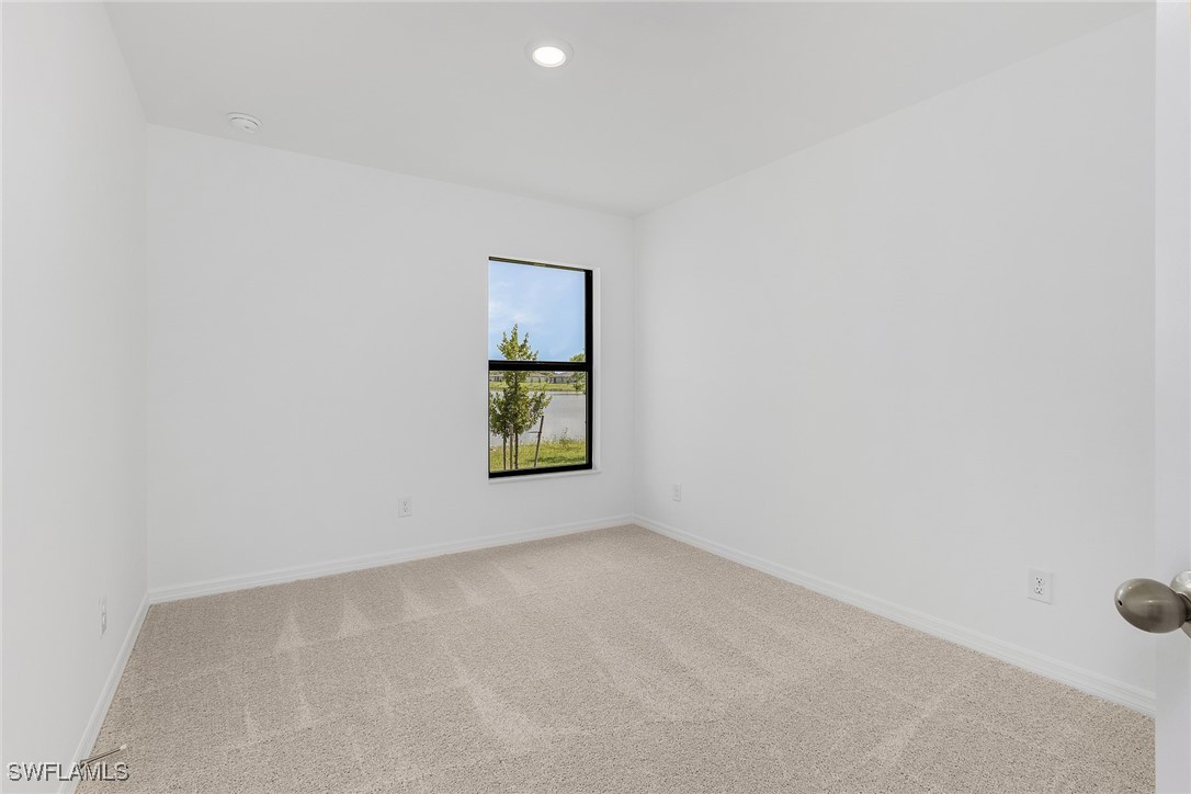 900 General George Patton Avenue LaBelle, FL 33935 - Photo 10 of 13