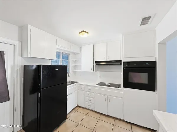 $1,450 | 2711 East Glenrosa Avenue, Phoenix, AZ 85016