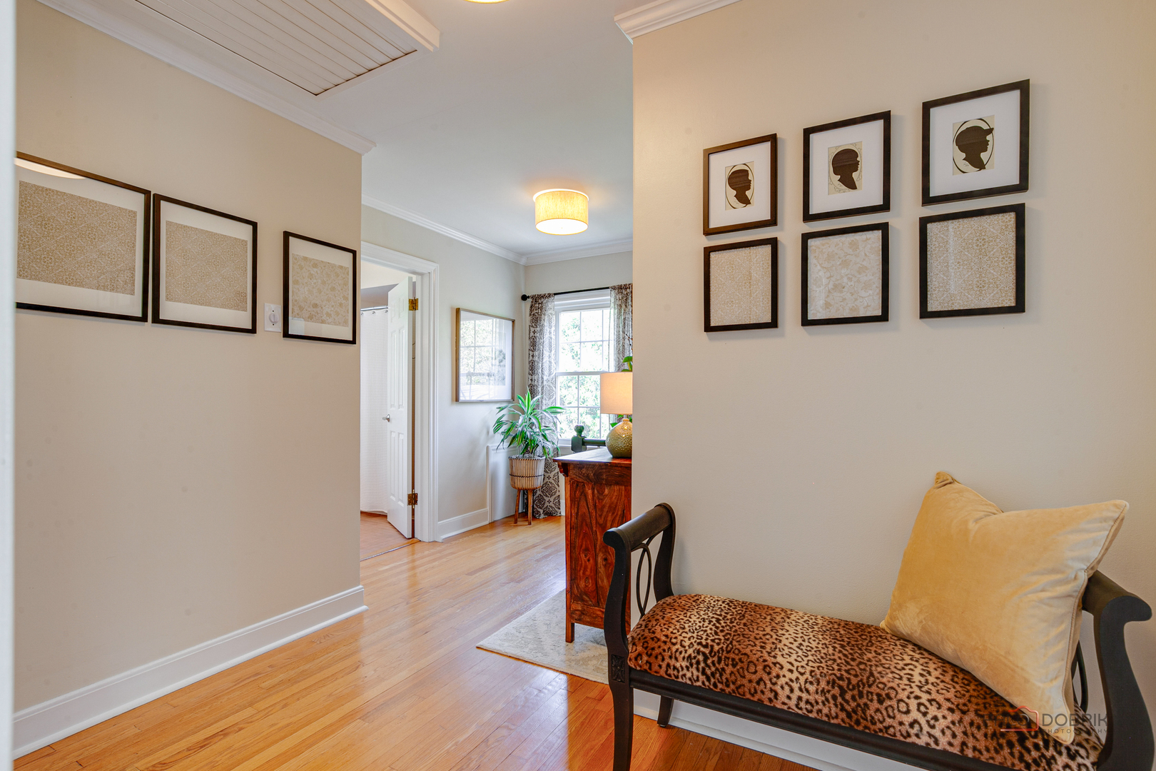 912 Oxford Road Deerfield, IL 60015 - Photo 16 of 32 Gallery Image 16