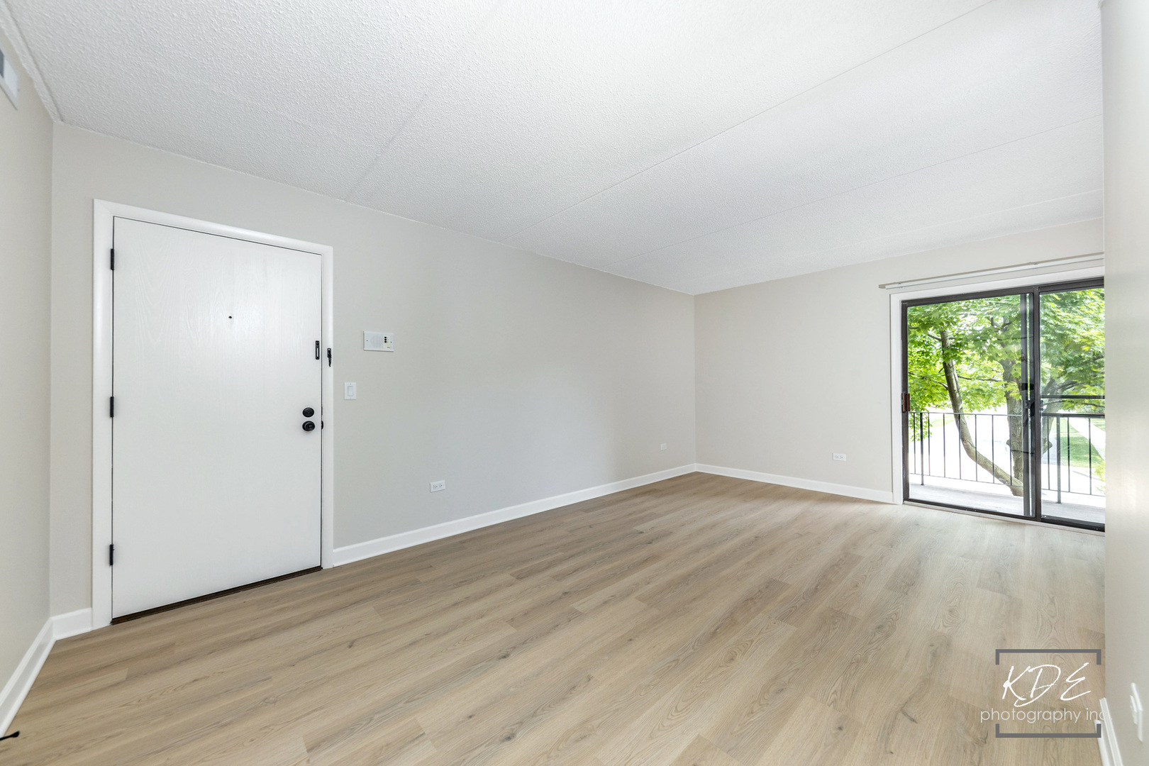 1221 Chalet Road, Unit 28201 Naperville, IL 60563 - Photo 4 of 29 Gallery Image 4