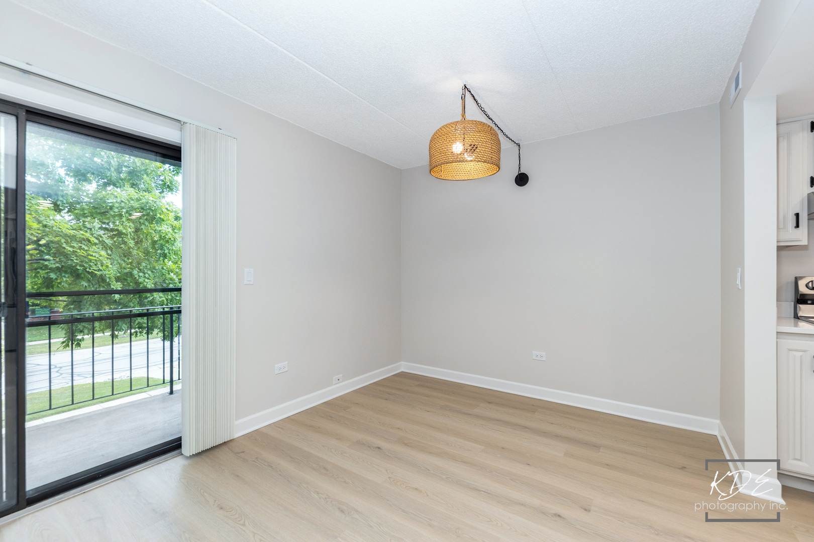 1221 Chalet Road, Unit 28201 Naperville, IL 60563 - Photo 7 of 29 Gallery Image 7