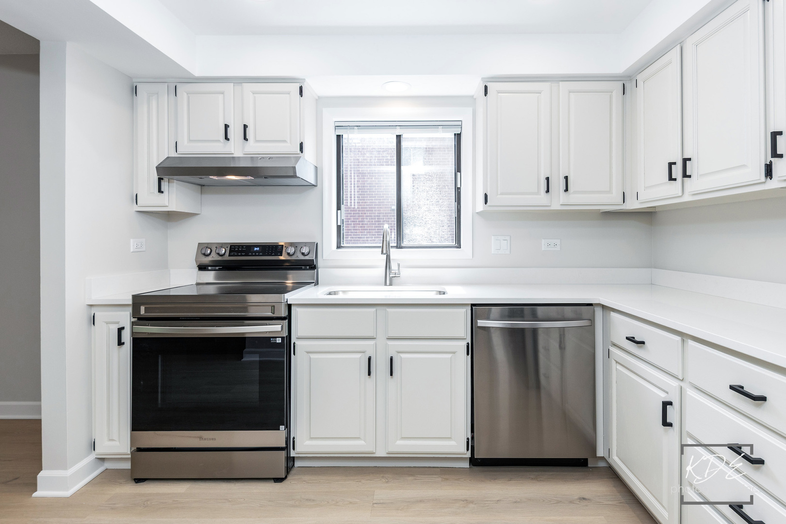 1221 Chalet Road, Unit 28201 Naperville, IL 60563 - Photo 10 of 29 Gallery Image 10