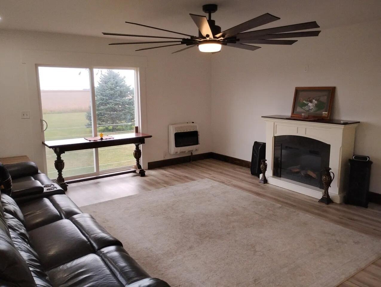 10788 North 1000 E Road Chenoa, IL 61726 - Photo 13 of 31