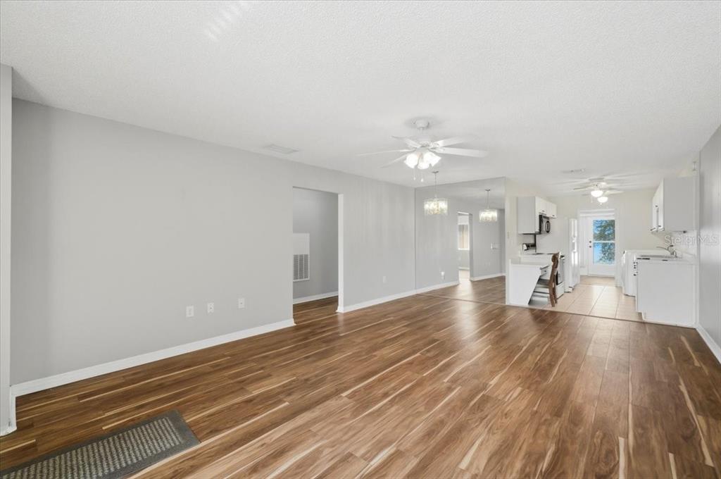 207 Winter Ridge Boulevard, Unit 4 Winter Haven, FL 33881 - Photo 5 of 43