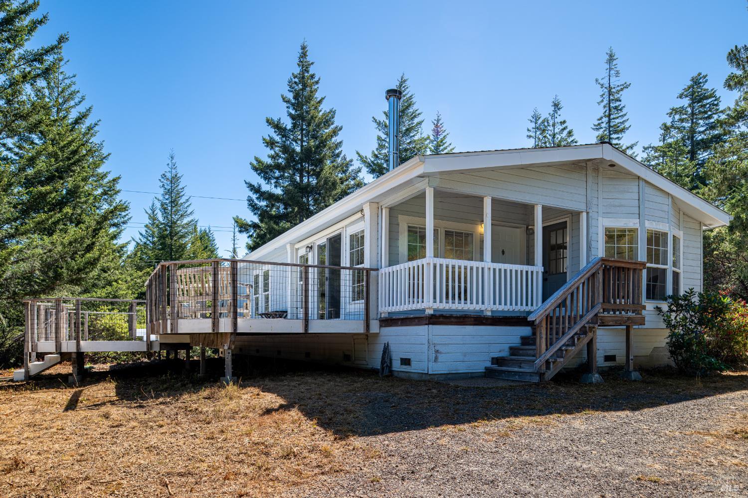 33416 Iversen Road Gualala, CA 95445 - Photo 5 of 50 Gallery Image 5