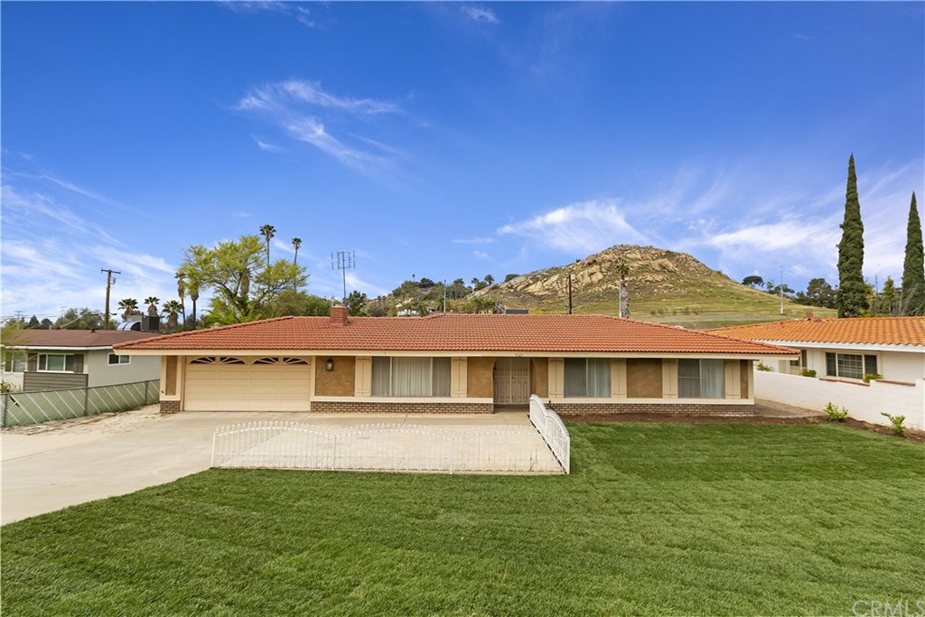 5165 Monterey Road Riverside, CA 92506 - Photo 1 of 1