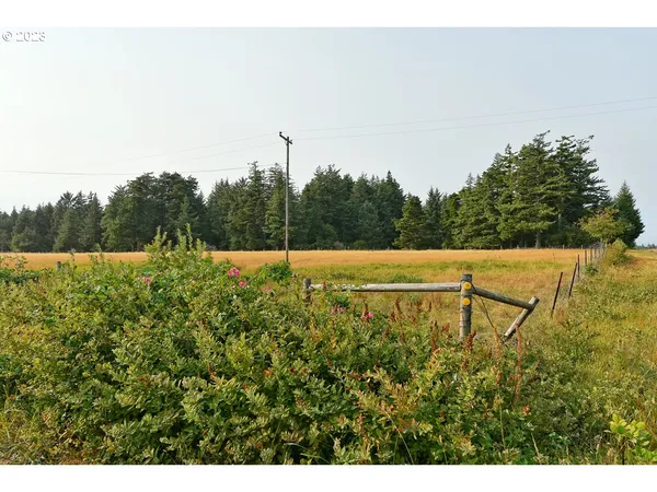 a view of a lake with outdoor space