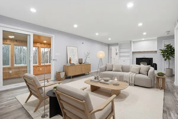 $795,000 | 56 Sherwood Hill Drive, Holden, MA 01520