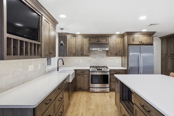 $795,000 | 56 Sherwood Hill Drive, Holden, MA 01520