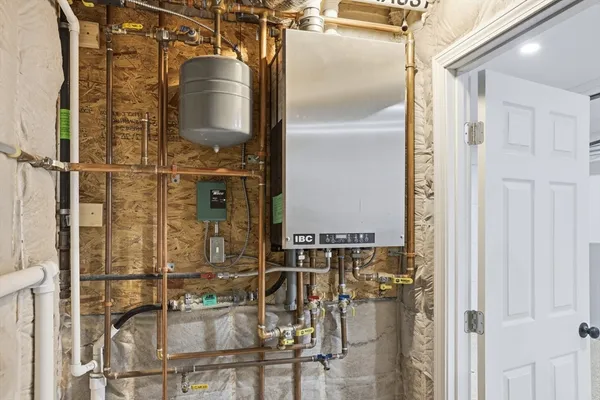 $795,000 | 56 Sherwood Hill Drive, Holden, MA 01520