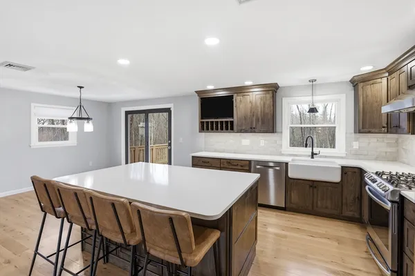 $795,000 | 56 Sherwood Hill Drive, Holden, MA 01520