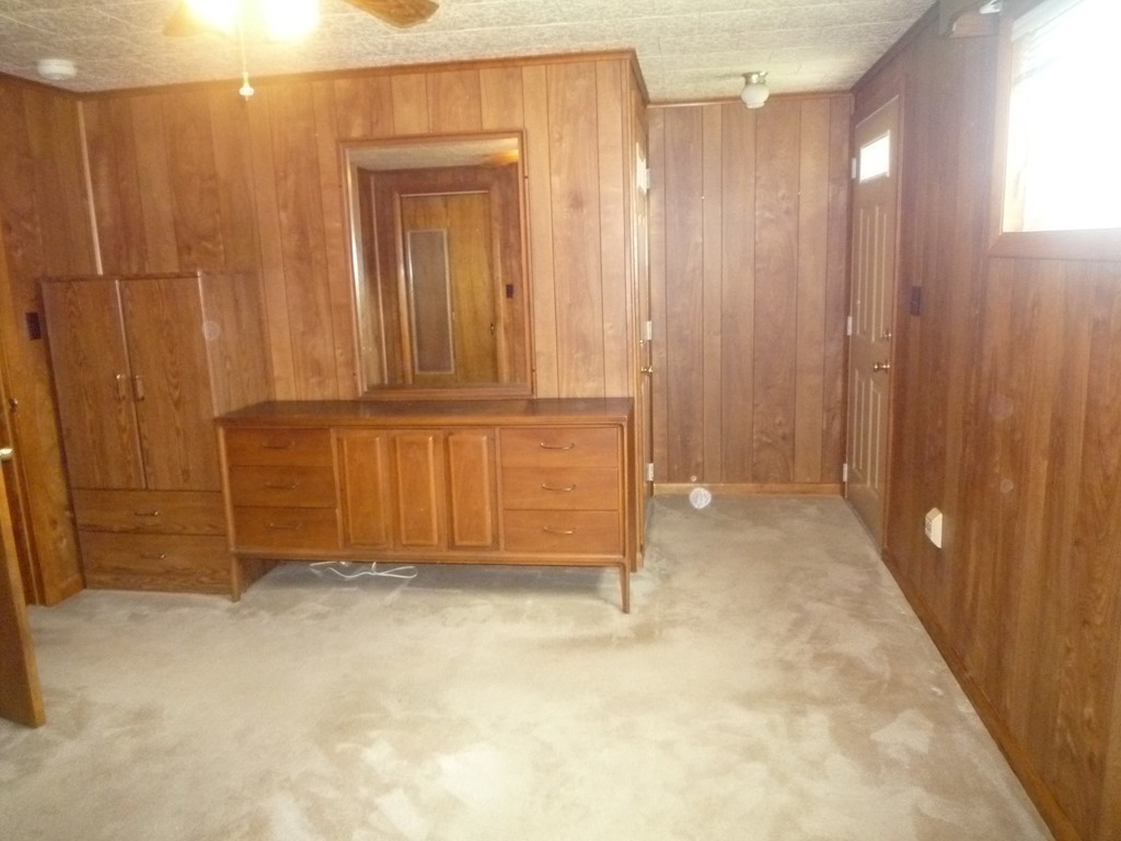 339 Emmett Street Fall River, MA 02721 - Photo 14 of 17 Gallery Image 14