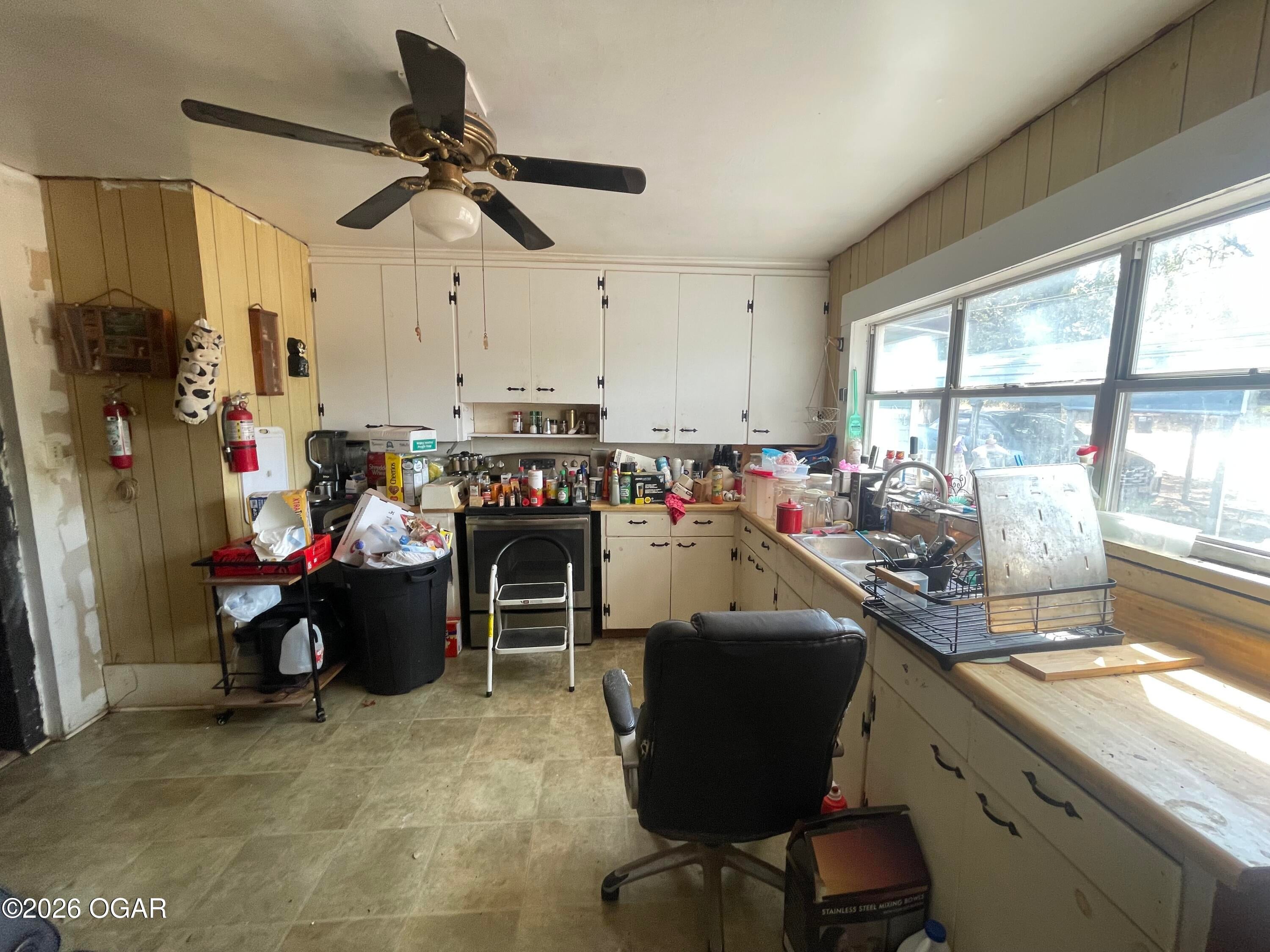 587 Benton Road Southwest City, MO 64863 - Photo 9 of 15 Gallery Image 9