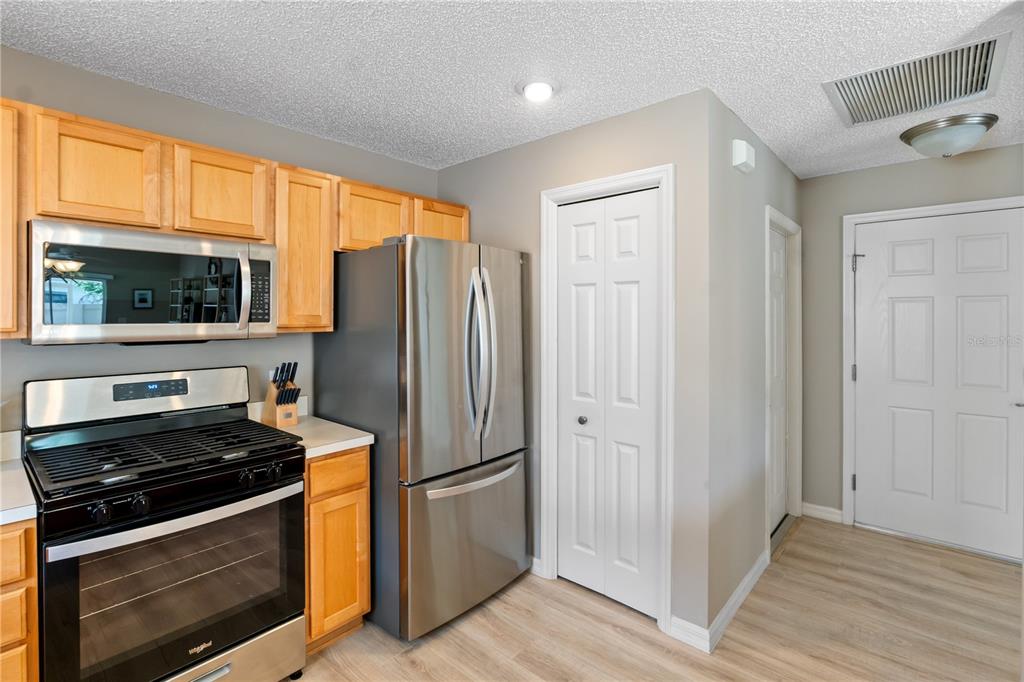 1666 Summerchase Loop The Villages, FL 32162 - Photo 5 of 27