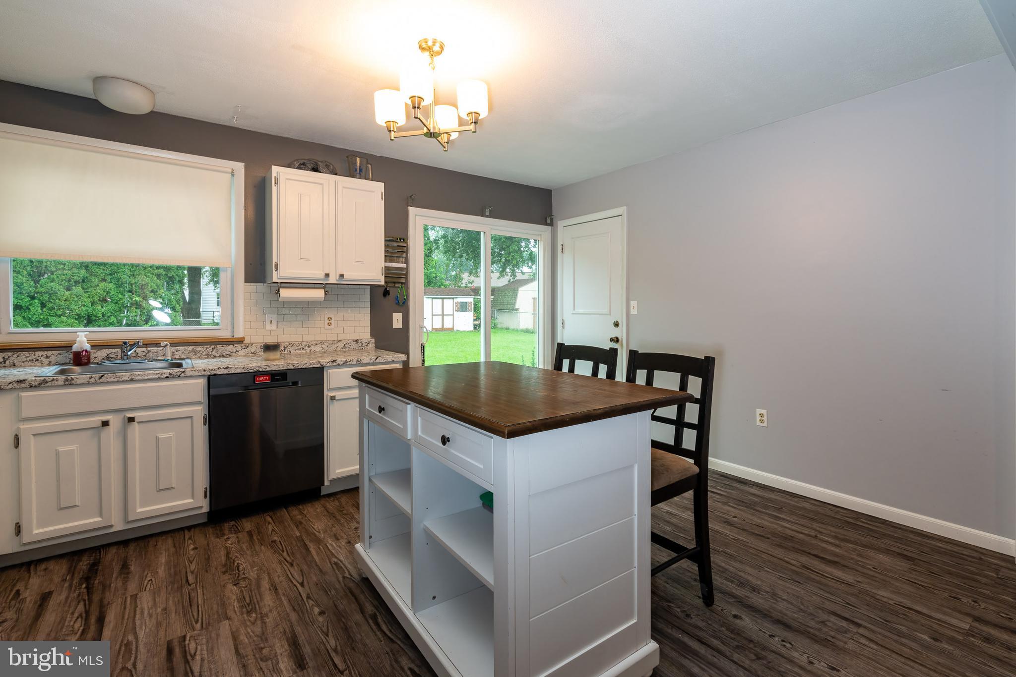 145 Pulte Road Lancaster, PA 17601 - Photo 7 of 26 Additional kitchen storage in island
