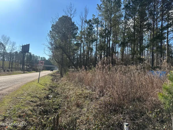 $1,400,000 | 123 North Livingston Road, Ridgeland, MS 39157