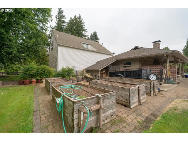 $839,900 | 455 West High Street, Stayton, OR 97383