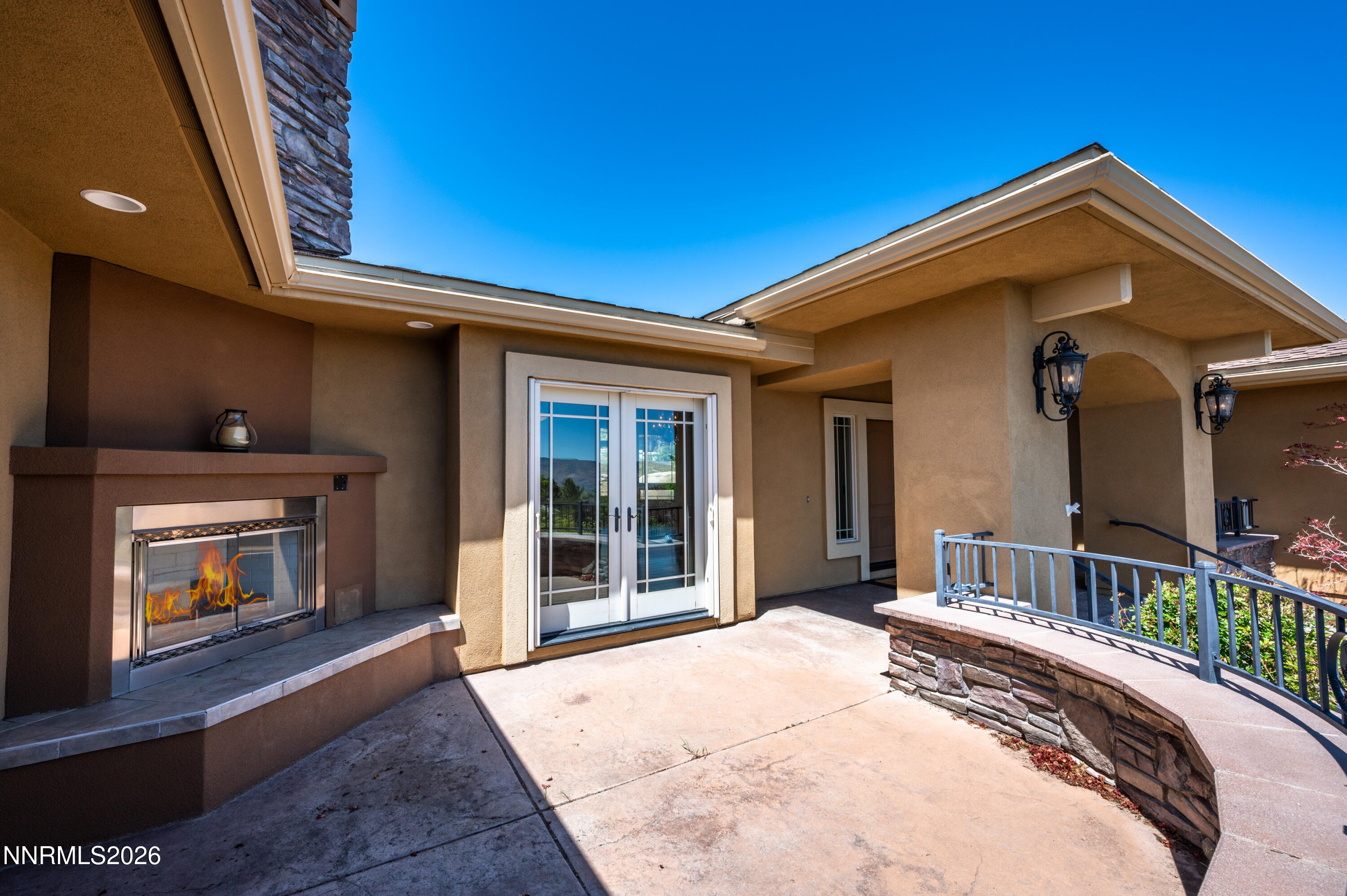 227 South Earlham Court Reno, NV 89511 - Photo 6 of 48 EH-1028