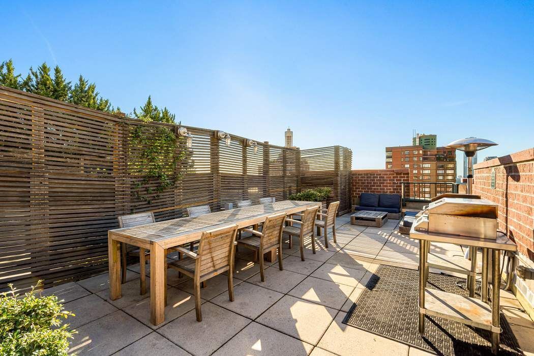 225 Rector Place, Unit 9J Manhattan, NY 10280 - Photo 12 of 18