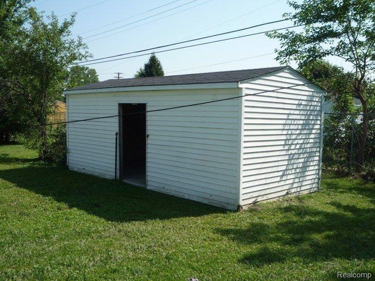 4033 Ash Street Inkster, MI 48141 - Photo 11 of 11 SHED