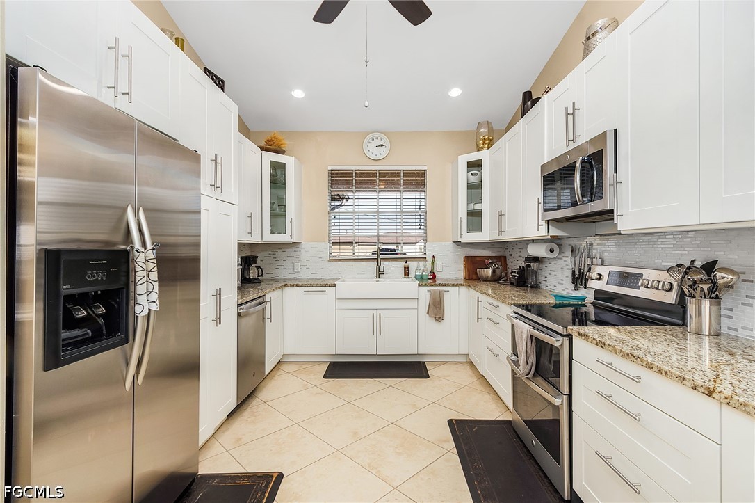 236 Loadstar Street Fort Myers, FL 33913 - Photo 9 of 26