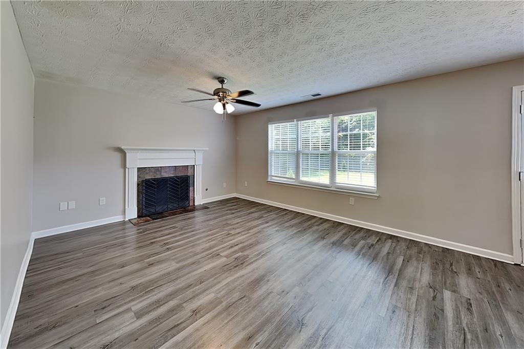 101 St Ann Circle Dallas, GA 30157 - Photo 2 of 19
