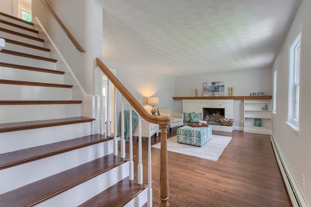 6 Long Lake Road Littleton, MA 01460 - Photo 10 of 29 Gallery Image 10