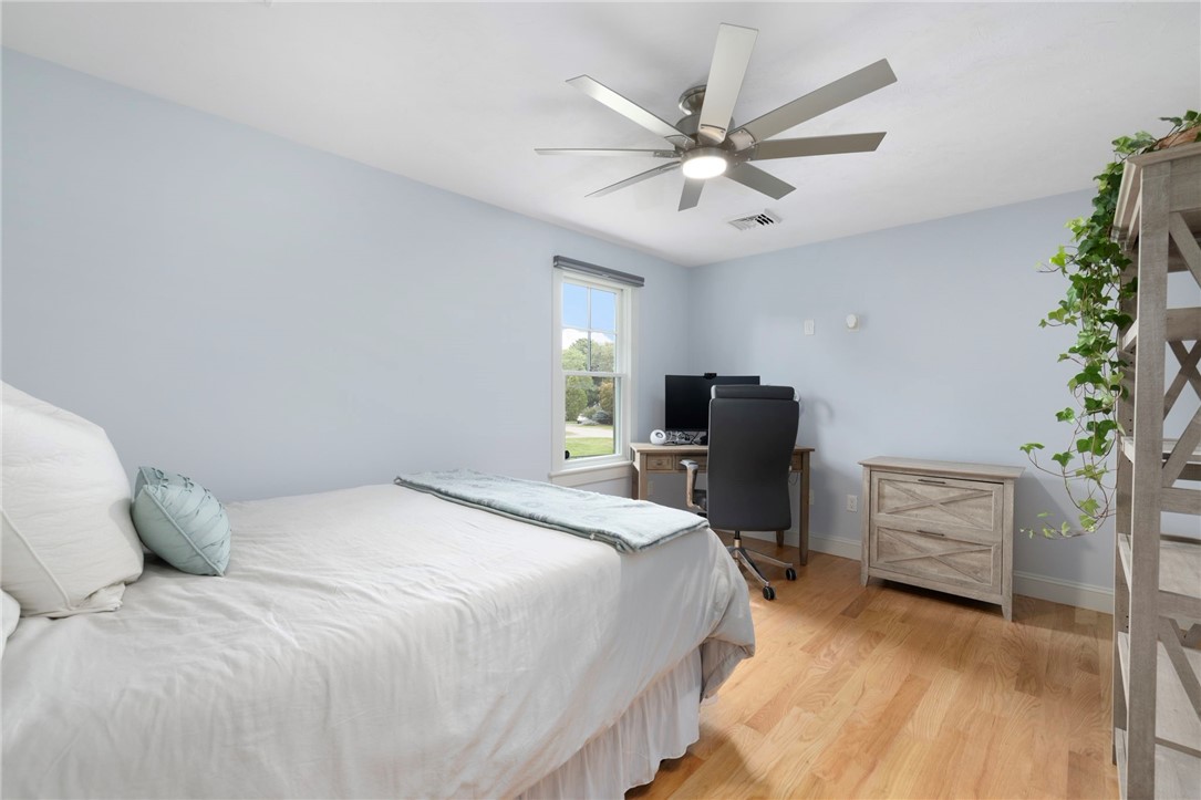 10 Maywood Road Narragansett, RI 02882 - Photo 25 of 36 Gallery Image 25
