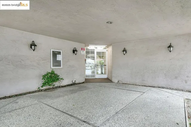 $254,500 | 1699 Laguna Street, Unit 311, Concord, CA 94520