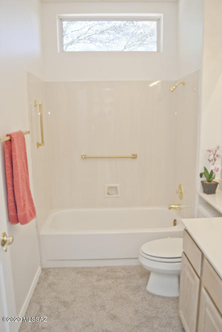 1295 East Royal Oak Road Oro Valley, AZ 85755 - Photo 26 of 34