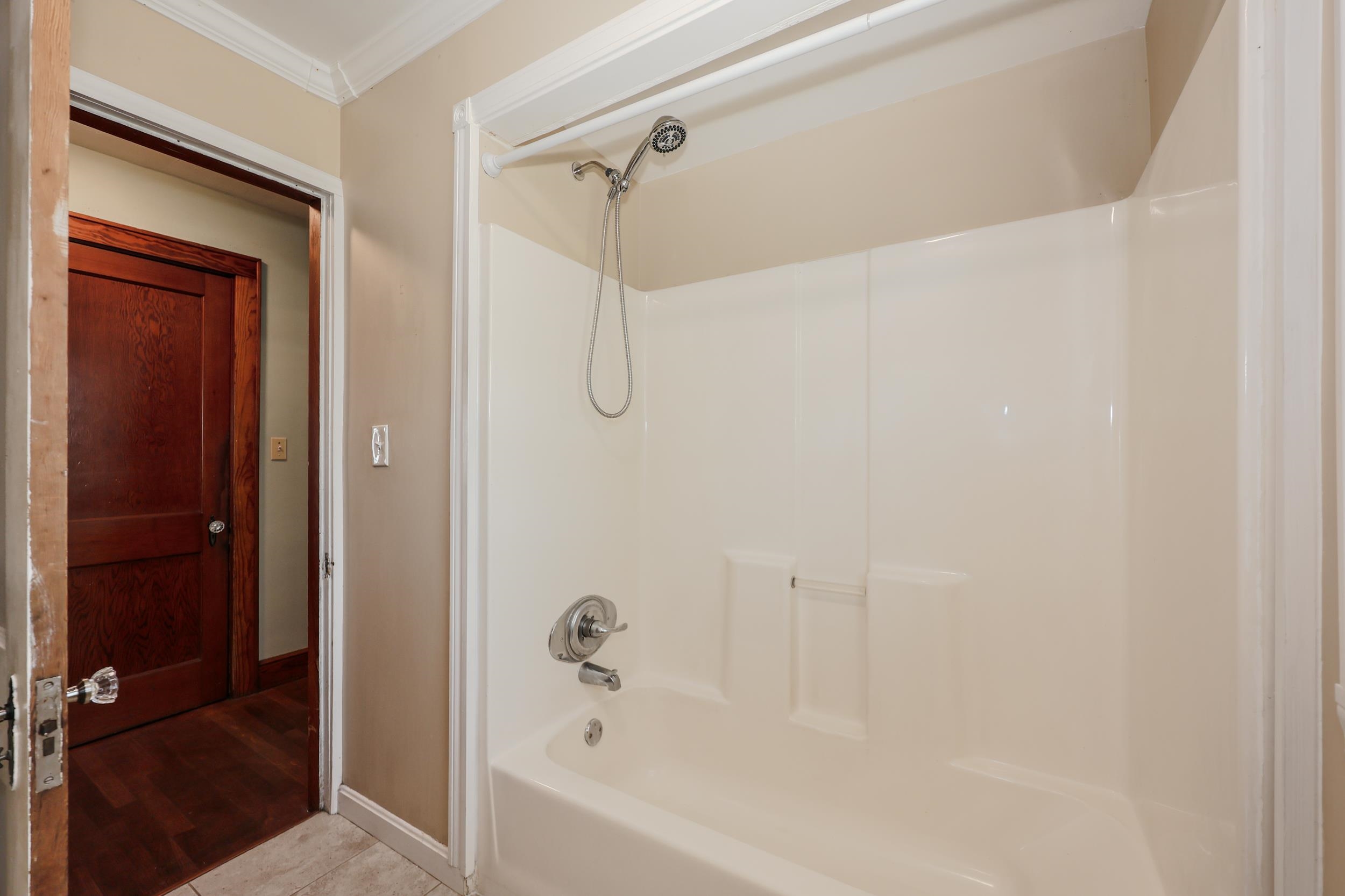 78 Candia Road Manchester, NH 03109 - Photo 37 of 56