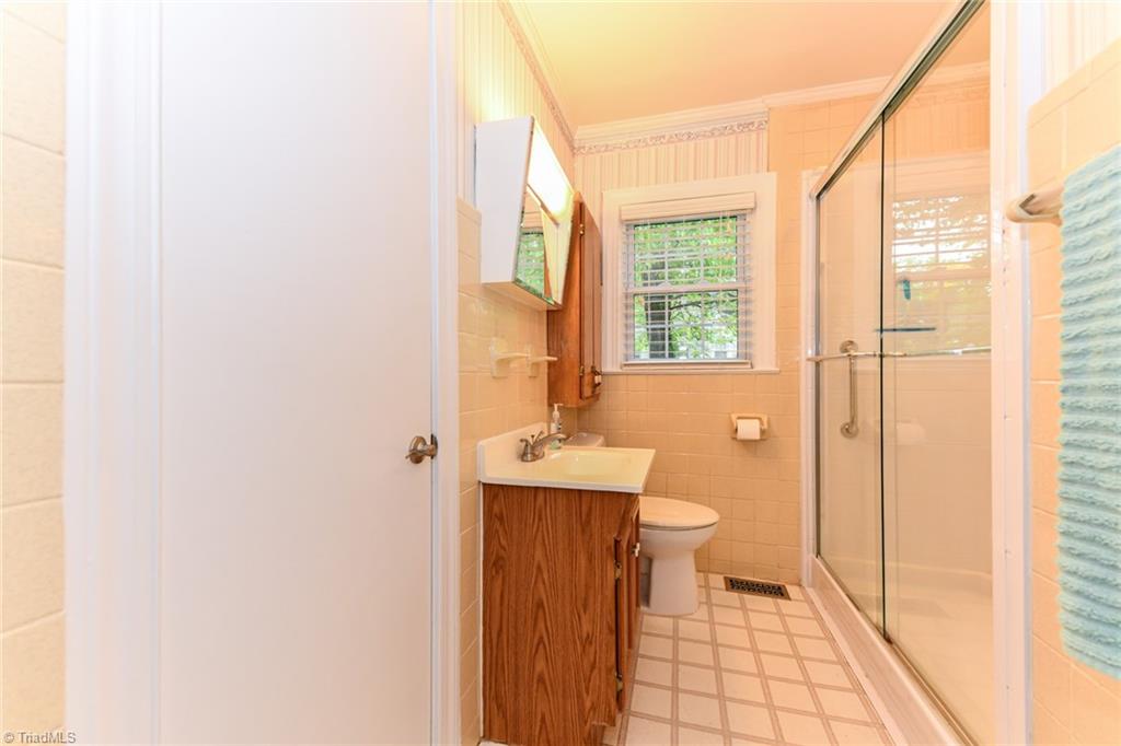 1603 Staley Road High Point, NC 27265 - Photo 21 of 35 Gallery Image 21