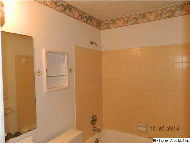 3224 Raintree Drive Montgomery, AL 36116 - Photo 6 of 10