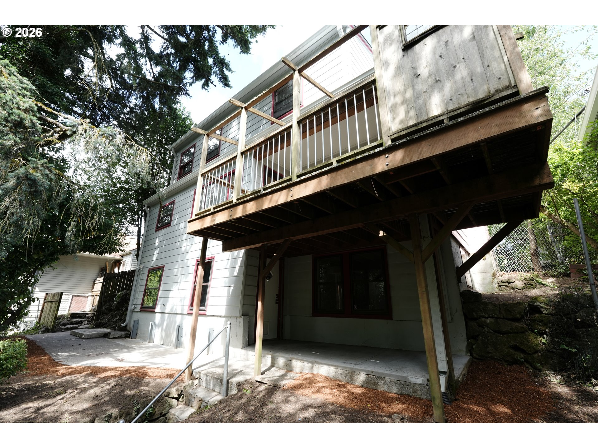 7925 Southwest 11th Avenue Portland, OR 97219 - Photo 38 of 39