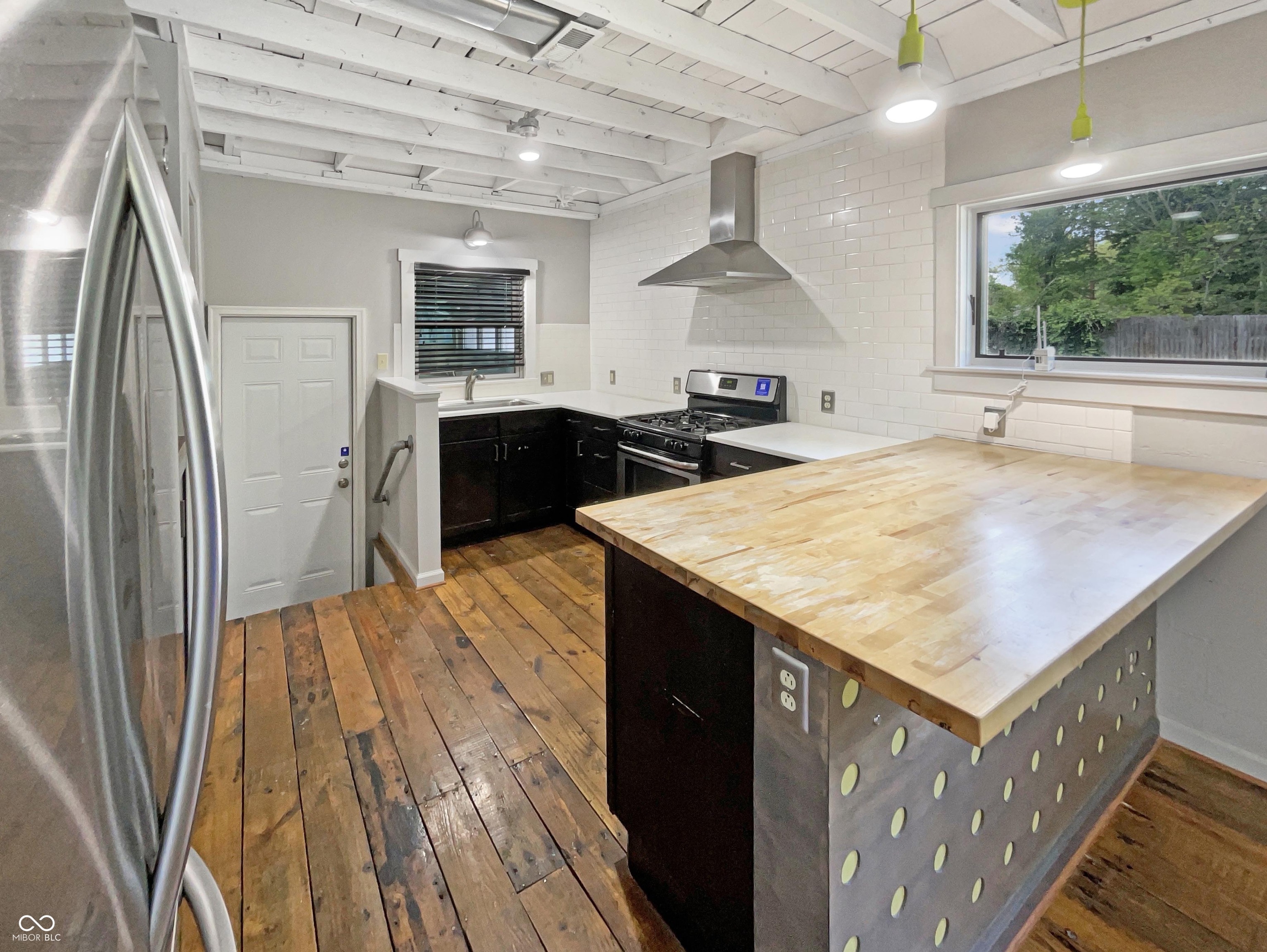 5176 Clarendon Road Indianapolis, IN 46208 - Photo 6 of 17 Gallery Image 6