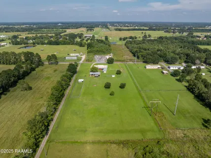 $178,800 | 239 Canadian Lane, Church Point, LA 70525