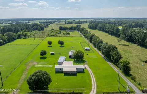 $178,800 | 239 Canadian Lane, Church Point, LA 70525