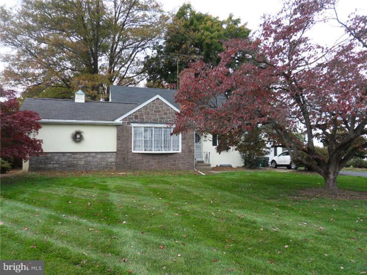 185 Durham Road Newtown, PA 18940 - Photo 22 of 24 Front Yard