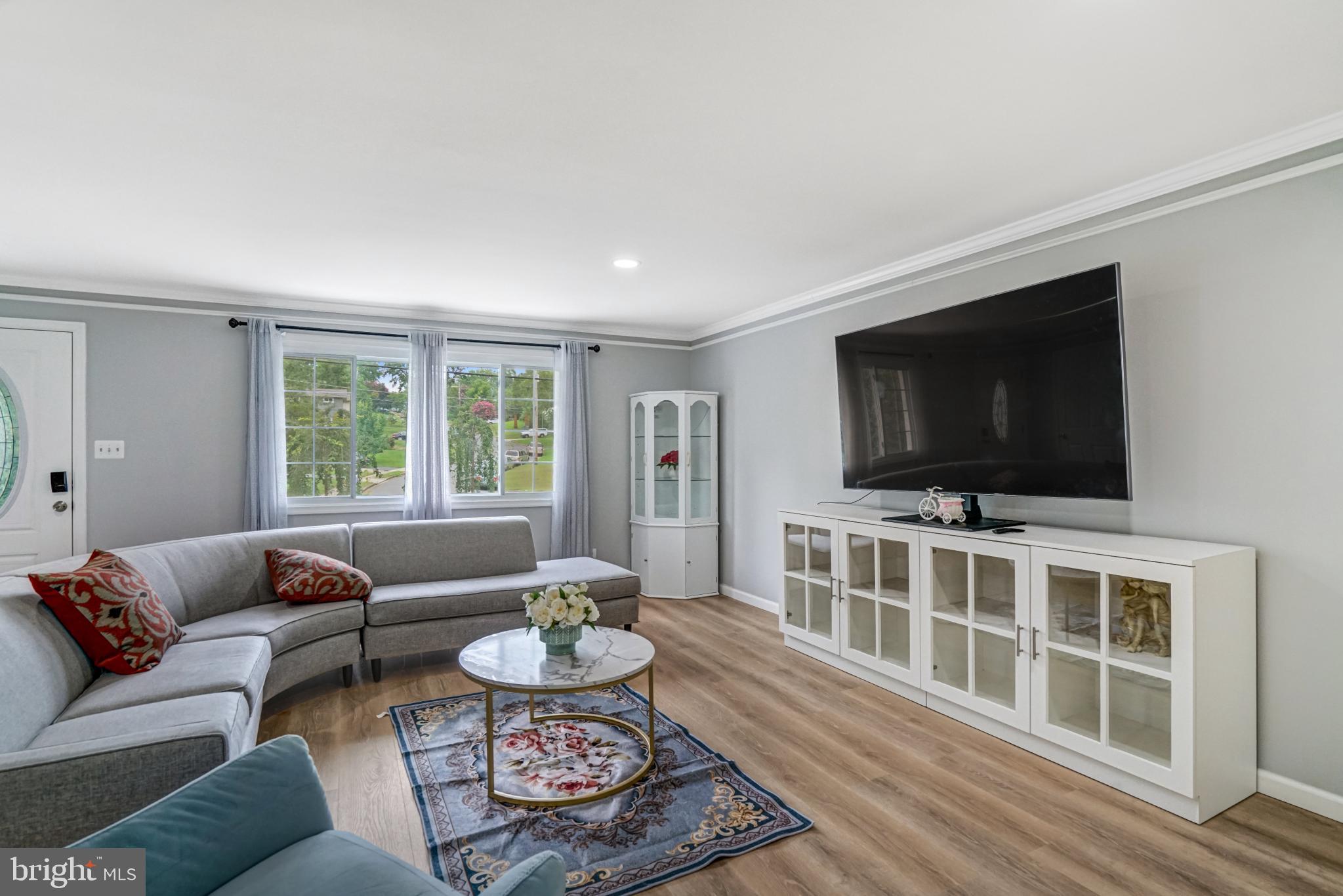 7727 Kalorama Road Annandale, VA 22003 - Photo 24 of 51 Bright and inviting living space with charm.