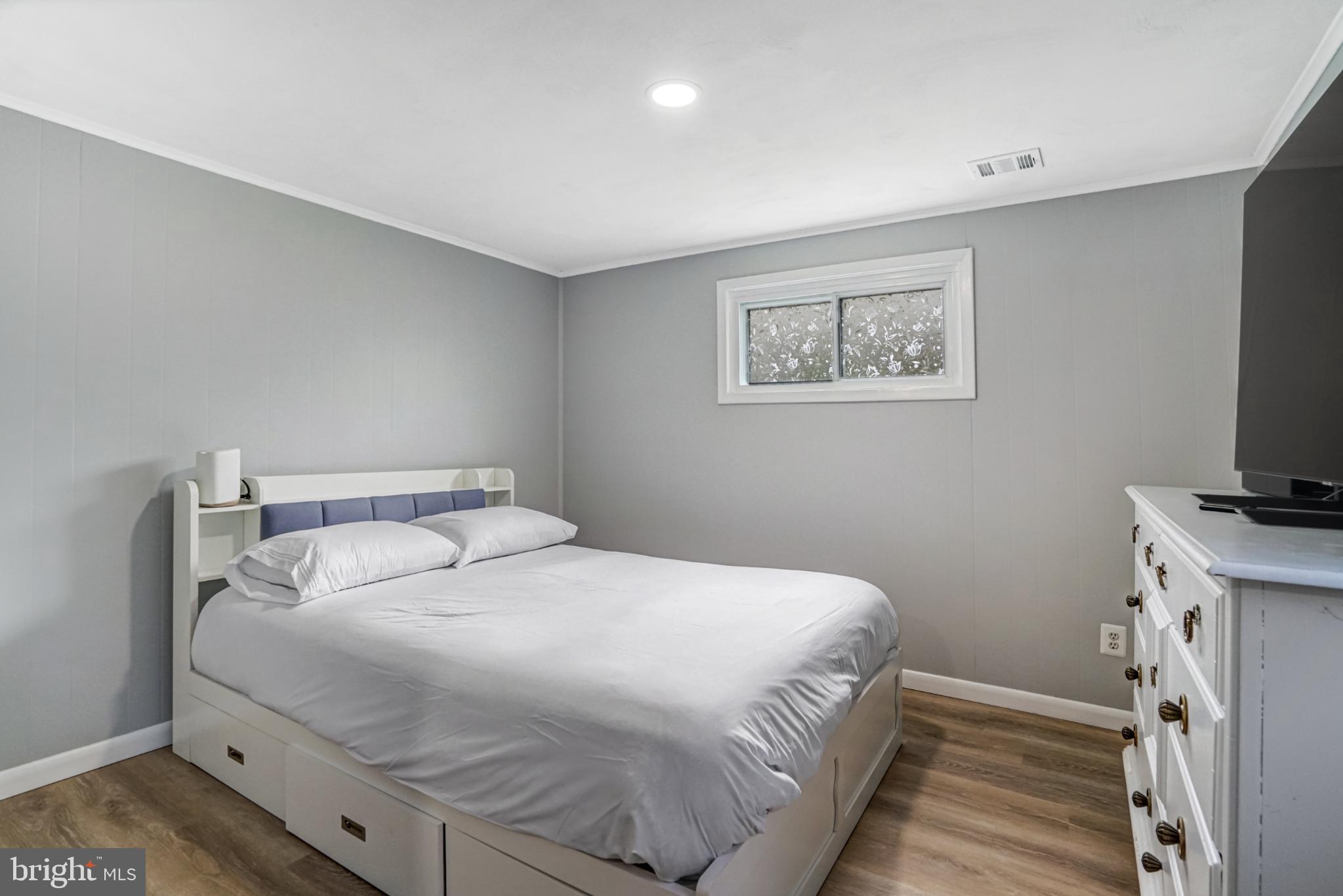 7727 Kalorama Road Annandale, VA 22003 - Photo 40 of 51 Cozy retreat with serene natural light.