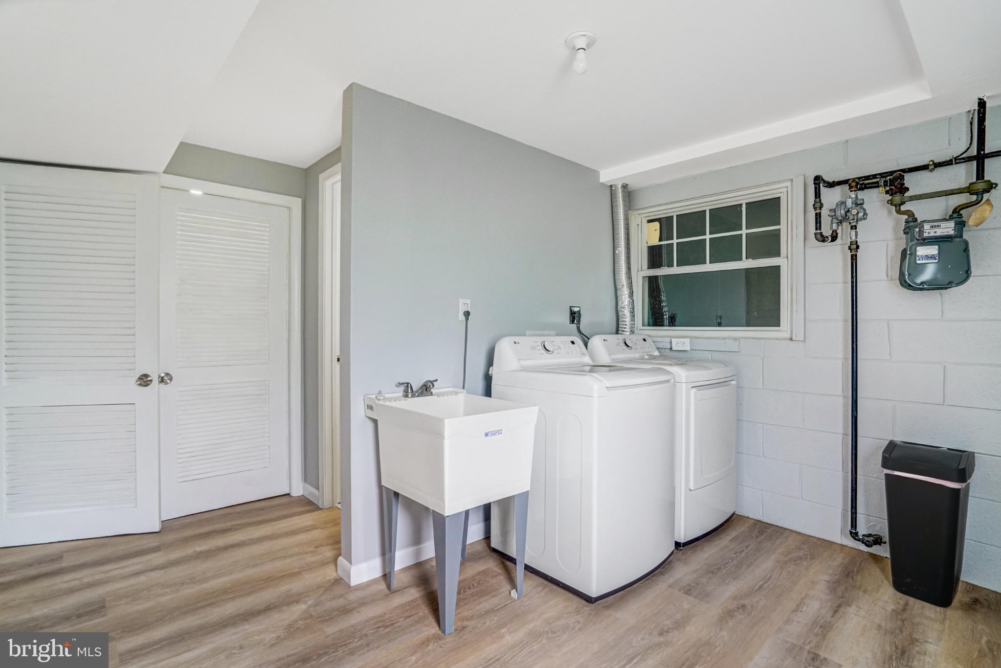 7727 Kalorama Road Annandale, VA 22003 - Photo 43 of 51 Bright and functional laundry space.