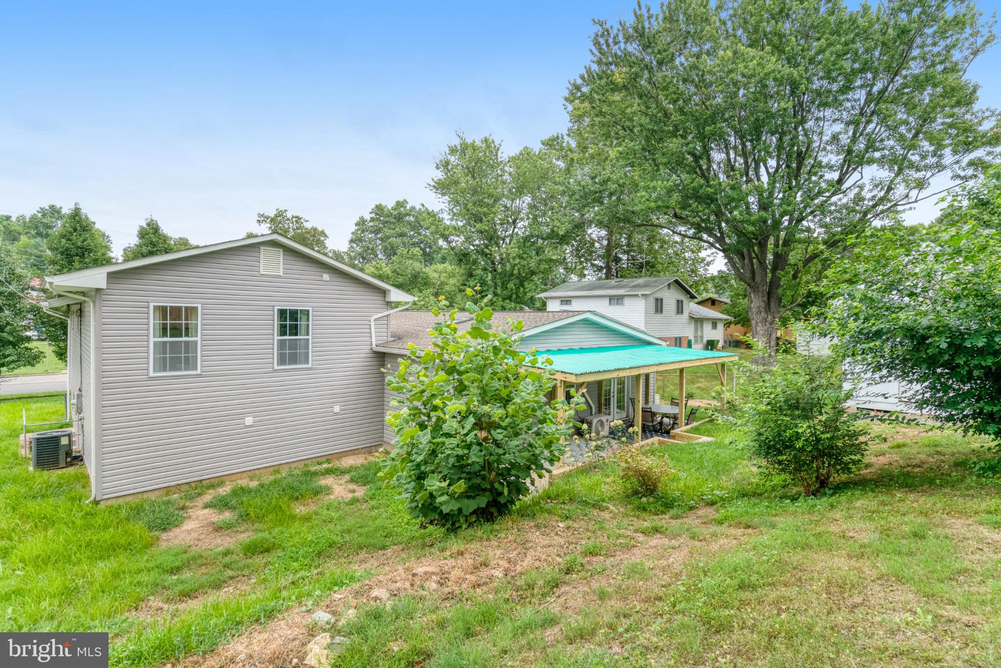 7727 Kalorama Road Annandale, VA 22003 - Photo 7 of 51 Charming homes nestled among lush greenery.