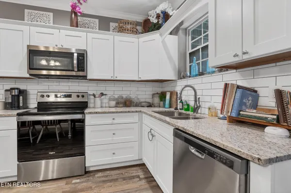 $362,000 | 223 Bishop Cap Circle, Unit 106, Townsend, TN 37882
