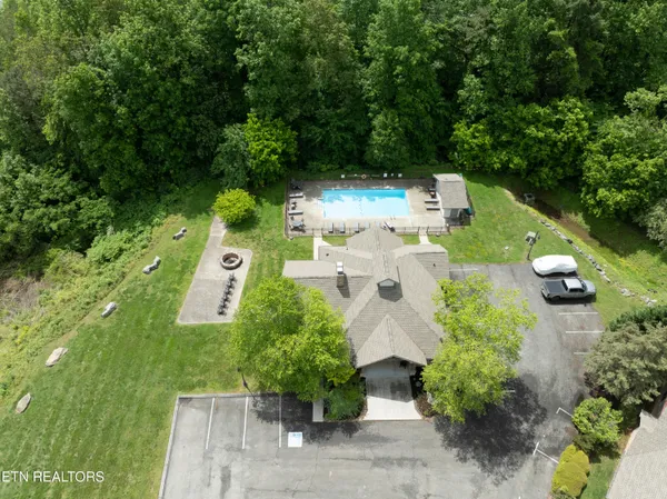 $362,000 | 223 Bishop Cap Circle, Unit 106, Townsend, TN 37882